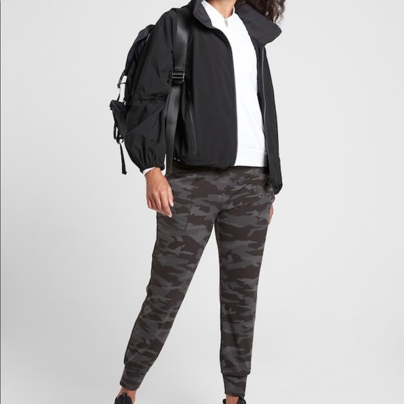Athleta Salutation Camo Jogger - Picture 6 of 9